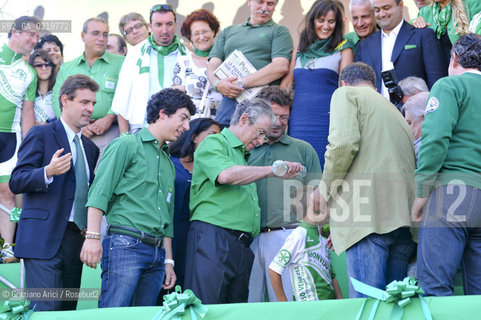 Venice 12/09/10 - Festa dei popoli Padani : The Minister and Lega Nord President Umberto Bossi, his son, Renzo, Giampaolo Gobbo and Roberto Calderoli  @ Graziano Arici