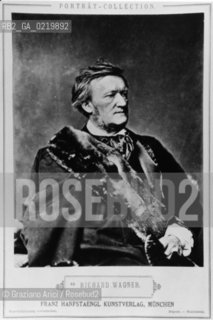 - 1871, IL COMPOSITORE RICHARD WAGNER. MUSICA COMPOSITORE RITRATTO - 1871, THE COMPOSER RICHARD WAGNER - REPRODUCTED BY Graziano Arici / rosebud2 - . IL PAGAMENTO DI DIRITTI  DI QUESTA IMMAGINE E RELATIVO SOLO AL LAVORO DI RIPRODUZIONE E ARCHIVIAZIONE DELLA STESSA. .TUTTI I DIRITTI DI RIPRODUZIONE SPETTANO ALL ARCHIVIO WAGNER DI BAYREUTH AL QUALE LUTILIZZATORE DI QUESTA IMMAGINE DEVE OBBLIGATORIAMENTE RIVOLGERSI PER IL RELATIVO PAGAMENTO DEI DIRITTI. .LA PUBBLICAZIONE DI QUESTA IMMAGINE IMPLICA LEFFETTUAZIONE DI QUESTO OBBLIGO © ARCHIVIO Graziano Arici/Rosebud2 