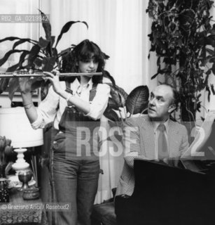 -VENEZIA,1978. RITRATTO DI DORINA VACCARONI, CAMPIONESSA MONDIALE DI SCHERMA, IN CASA SUA.SPORT, SCHERMA, CAMPIONATO .-VENICE,1978.PORTRAIT OF DORINA VACCARONI, WORLD CHAMPION OF FENCING ©Graziano Arici/Rosebud2