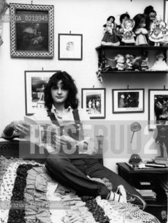 -VENEZIA,1978. RITRATTO DI DORINA VACCARONI, CAMPIONESSA MONDIALE DI SCHERMA, IN CASA SUA.SPORT, SCHERMA, CAMPIONATO .-VENICE,1978.PORTRAIT OF DORINA VACCARONI, WORLD CHAMPION OF FENCING ©Graziano Arici/Rosebud2