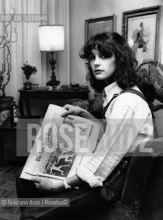 -VENEZIA,1978. RITRATTO DI DORINA VACCARONI, CAMPIONESSA MONDIALE DI SCHERMA, IN CASA SUA.SPORT, SCHERMA, CAMPIONATO .-VENICE,1978.PORTRAIT OF DORINA VACCARONI, WORLD CHAMPION OF FENCING ©Graziano Arici/Rosebud2