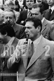 -VENEZIA,25.04.1978. IL POLITICO E SINDACALISTA SEGRETARIO DELLA CGIL LUCIANO LAMA DURANTE LA MANIFESTAZIONE UNITARIA IN PIAZZA SAN MARCO. POLITICA, SINDACATO, SINDACALISTA, MANIFESTAZIONE  .-VENICE,25.04.1978.THE POLITICIAN AND TRADE UNION LUCIANO LAMA DURING THE  DEMONSTRATION IN SAINTS MARK SQUARE  ©Graziano Arici/Rosebud2