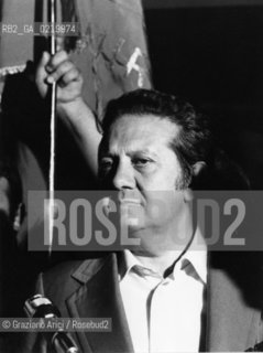 -VENEZIA,1976. RITRATTO DEL POLITICO PORTOGHESE MARIO SOARES, 17ESIMO PRESIDENTE E PRIMO MINISTRO. POLITICA, PORTOGALLO, RITRATTO .-VENICE,1976. PORTRAIT OF THE PORTUGUESE POLITICIAN MARIO SOARES, PRIME MINISTER OF PORTUGAL AND 17TH PRESIDENT OF PORTUGAL © ARCHIVIO Graziano Arici/Rosebud2 