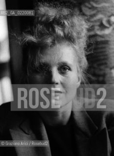 - VENICE, 1982. LATTRICE HANNA SCHYGULLA ALLA MOSTRA DEL CINEMA DI VENEZIA. ATTRICE, CINEMA, RITRATTO.-VENICE, 1982. VENICE INTERNATIONAL FILM FESTIVAL, PORTRAIT OF THE ACTRESS HANNA SCHYGULLA  ©Graziano Arici/Rosebud2