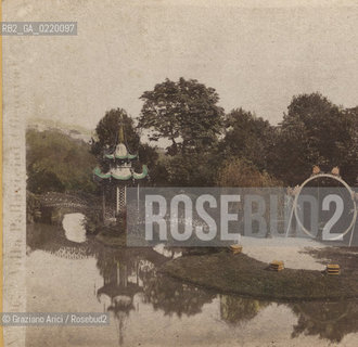 -GENOVA, AUTORE CARLO PONTI, SENZA DATA. POSITIVO ALLALBUMINA MONTATO SU CARTONE COLORATA A MANO, FOTOGRAFIA STEREOSCOPICA, CM 17,X8,4. FOTOANTICHE STEREOSCOPICA.-GENOVA, PHOTOGRAPHER CARLO PONTI, VILLA PALLAVICINI, UNDATED. ALBUMEN POSITIVE MOUNTED ON CARDBOARD HAND COLOURED, STEREOSCOPICAL PHOTOGRAPH CM 17X8,4  © ARCHIVIO Graziano Arici/Rosebud2 