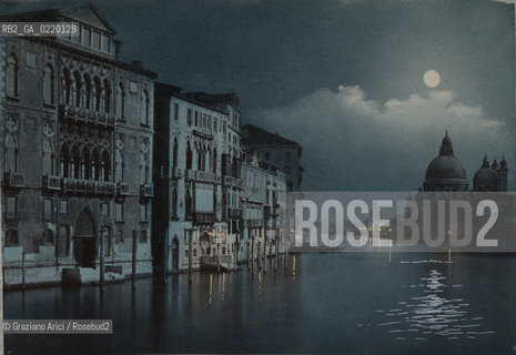 -VENEZIA, SENZA INDICAZIONE DELLAUTORE,CANAL GRANDE DAL PONTE DELLACCCADEMIA CON VISTA BASILICA SALUTE, SENZA DATA. STAMPA ALLALBUMINA COLORATA A MANO NOTTURNO, CM 16,5X11,5. FOTOANTICHE, NOTTURNO, SALUTE .-VENICE, NO AUTHORS INDICATION, GRAND CANAL, UNDATED. ALBUMEN PHOTOGRAPH HAND COLOURED, CM 16,5X11,5 © ARCHIVIO Graziano Arici/Rosebud2 ..