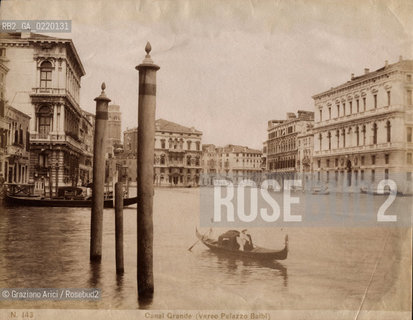 -VENEZIA, SENZA INDICAZIONE DELLAUTORE,CANAL GRANDE PALAZZO GRASSI E PALAZZO BALBI,SENZA DATA.STAMPA ALLALBUMINA INCOLLATA SU CARTONE , CM 24X19 . FOTOANTICHE CANAL GRANDE.-VENICE, NO AUTHORS INDICATION, GRAND CANAL, PALAZZO BALBI AND PALAZZO GRASSI ,UNDATED. ALBUMEN PHOTOGRAPH MOUNTED ON CARDBOARD,24 X19 CM © ARCHIVIO Graziano Arici/Rosebud2 ...