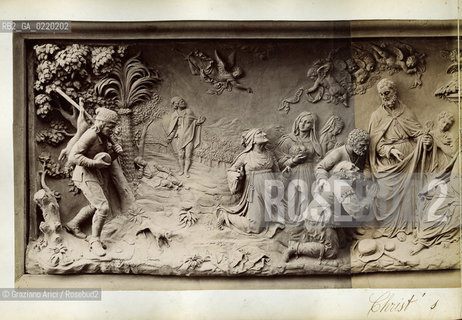 -VENEZIA, SENZA INDICAZIONE DELLAUTORE,DAL LIBRO  BASSIRILIEVI DELLA CHIESA DI SAN GIOVANNI E PAOLO IN VENEZIA . STAMPE ALLALBUMINA INCOLLATE SU CARTONE, CM 26X34. SANTI GIOVANNI E PAOLO, ARTE, SCULTURA, FOTOANTICHE .-VENICE, NO AUTHORS INDICATION, FROM THE BOOK BASSORILIEVI DELLA CHIESA DI SANTI GIOVANNI E PAOLO IN VENEZIA, ALBUMEN PHOTOGRAPH MOUNTED ON CARDBOARD, CM 26X34 © ARCHIVIO Graziano Arici/Rosebud2 ..