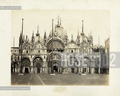 -VENEZIA, ANTONIO PERINI,BASILICA DI SAN MARCO, SENZA DATA. STAMPA ALLALBUMINA INCOLLATA SU CARTONE, CM 23X30.FOTOANTICHE, SAN MARCO,BASILICA.-VENICE, ANTONIO PERINI,SAINT MARKS BASILICA, UNDATED. ALBUMEN PHOTOGRAPH MOUNTED ON CARDBOARD, CM 23X30 © ARCHIVIO Graziano Arici/Rosebud2 