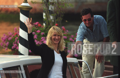 - Venezia,1999. 56°Festival Internazionale dArte Cinematografica. Lattrice Laura Dern. Cinema attrice ritratto.- Venice,1999. 56th Venice International Film Festival. The actress Laura Dern ©  Graziano Arici