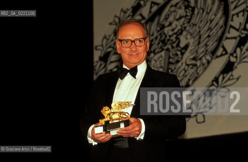 - Venezia, 1995. 52°Festival Internazionale dArte Cinematografica di Venezia. Ritratto del compositore Ennio Morricone, Leone dOro alla Carriera. Musica Cinema Compositore ritratto Leone dOro.- Venice,1995. 52th Venice International Film Festival. Portrait of the composer Ennio Morricone, Golden Lion for Lifetime Archievement  ©  Graziano Arici