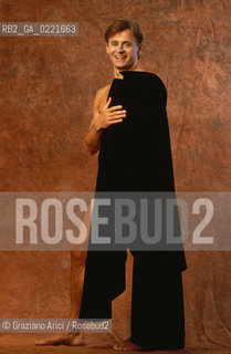 -Venezia,1997. Ritratto del ballerino e coreografo russo Mikhail Nikolaevich Baryshnikov. Spettacolo Danza Coreografo ballerino nudo.-Venice,1997. Portrait of the russian dancer and choreographer Mikhail Nikolaevich Baryshnikov -Venezia,1997. Ritratto del ballerino e coreografo russo Mikhail Nikolaevich Baryshnikov. Spettacolo Danza Coreografo ballerino nudo Archivio Graziano Arici ©  Archivio Graziano Arici
