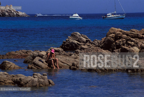 Sardegna,2002. Costa Smeralda,Porto Cervo.Piccole baie della costa. Geo isola Porto Cervo Costa Smeralda.Sardinia,2002.Emeral Coast, Porto Cervo ©Graziano Arici/Rosebud2