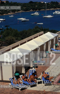 Sardegna,2002. Costa Smeralda,Porto Cervo.Yacht club. Geo isola Porto Cervo Costa Smeralda Yacht club .Sardinia,2002.Emeral Coast, Porto Cervo.Yacht club ©Graziano Arici/Rosebud2