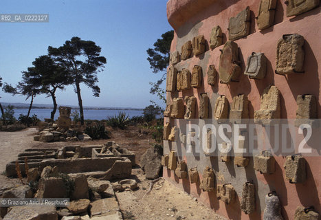 - Trapani,Sicilia 2002.Marsala:Mozia, il Museo Whitaker che conseva reperti archeologici. Geo archeologia scavi .- Trapani,Sicily 2002.Marsala, Mozia, the Whitaker Museum ©Graziano Arici/Rosebud2