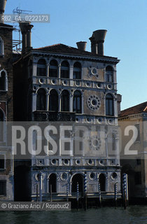 Venezia,1997.Palazzo Dario o Cà Dario sul Canal Grande, Dorsoduro. Geo Architettura Palazzo Canal Grande Facciata.Venice,1997. Dario Palace - Cà Dario,Grand Canal, Dorsoduro ©Graziano Arici/Rosebud2
