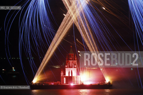 - Venezia.Fuochi dartificio per il Carnevale..- Venice.Firework for the Carnival ©Graziano Arici/Rosebud2
