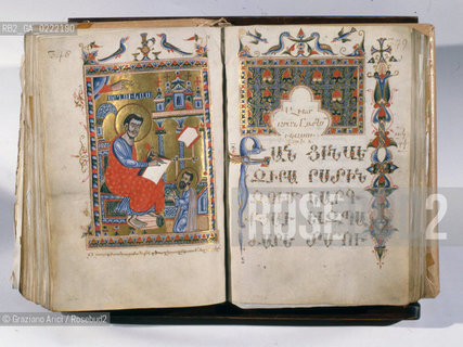 - Isola di San Lazzaro degli Armeni,Venezia,1990.Pagina miniata dei Vangeli del 1744 che si trovano nella biblioteca del monastero. Lisola di San Lazzaro degli Armeni abbandonata nel XVI, nel 1717 fu donata dalla Repubblica di Venezia a un gruppo di monaci armeni fuggiti dalle persecuzioni turche, i quali restaurarono la chiesa e costruirono un monastero.GEO armeni monastero biblioteca vangeli miniature religione .- Saint Lazarus Island, Venice.Illuminated page of the Gospel 1744. The small island is one of worlds foremost centers of Armenian culture,it is completely occupied by a monastery ©Graziano Arici/Rosebud2