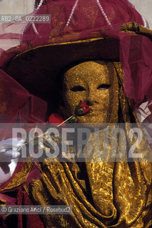 - Venezia,1993.Carnevale di Venezia.Maschera.GEO Carnevale maschera carnival travestimento.- Venice,1993. Carnival of Venice.Masker ©Graziano Arici/Rosebud2