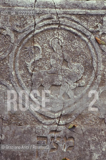 Lido di Venezia,1994. Lantico cimitero ebraico del Lido di Venezia.Geo cimitero ebraismo .lido of Venice,1994.The Jewish cemetery ©Graziano Arici/Rosebud2