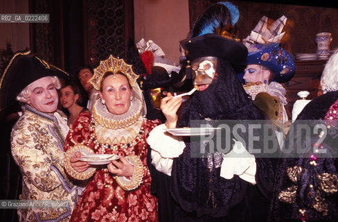 Venezia, 1986.Carnevale. Ballo della stampa a Palazzo Malipiero organizzato da Bruno Tosi. Carnevale Festa Stampa.Venice, 1986. Carnival of Venice. Press Party in the Palazzo Malipiero ©Graziano Arici/Rosebud2