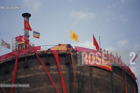 - Portomarghera,Venezia, 1993.Operai dellAlutekna in sciopero.POLITICA manifestazione Sciopero lavoro operai .- Portomarghera,Venice,1993.Strike of the Alutekna workers ©Graziano Arici/Rosebud2