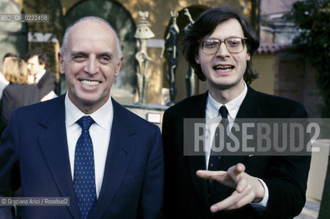 Venezia, 1980.Ritratto dellimprenditore Mario Schimberni, ex Presidente Montedison con il critico darte Vittorio Sgarbi.Economia Industria imprenditore presidente Montedison Arte critico ritratto.Venice, 1980. Portrait of the businessman Mario Schimberni, ex-President of Montedison, with the art critic Vittorio Sgarbi ©Graziano Arici/Rosebud2 MES  astga ©Graziano Arici/Rosebud2