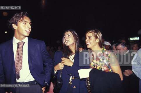 Venezia,1990.Il Moro di Venezia.I tre filgi del presidente della Montedison Raul Gardini, Ivan Francesco, Elisabetta e Maria Speranza Gardini. Presidente Montedison Gardini Politica ritratto manager.Venice,1990.The Moro of Venice.The sons of the Montedison President Raul Gardini: Ivan Francesco, Maria Speranza e Elisabetta Gardini  ©Graziano Arici/Rosebud2