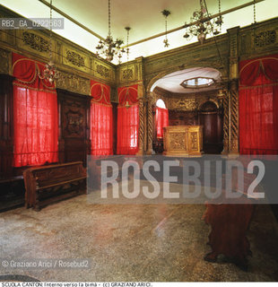 Nome:..SINAGOGA DELLA SANTA COMUNITÀ CANTON : INTERNO VERSO LA BIMÀ ....Localizzazione:..VENEZIA / CANNAREGIO / CAMPO DEL GHETTO NOVO SINAGOGA DELLA SANTA COMUNITÀ CANTON / SCUOLA CANTON  ..VENICE / CANNAREGIO / CAMPO GHETTO NOVO  SYNAGOGUE OF THE SACRED COMMUNITY OF CANTON  / SCUOLA CANTON   ..Soggetto:..INTERNO VERSO LA BIMÀ  ..INTERIOR TOWARDS THE BIMAH  ..Cronologia:..SEC. XVI SECONDO QUARTO /1532  ..XVIth CENTURY  /1532   ..Autore:......Stile:..BAROCCO  ..BAROQUE   ..Editori Stampatori:......Committenza:..EBREI DI ORIGINE PROVENZALE DI RITO ASHKENAZITA  ..FRENCH ASHKENAZI JEWS   ..Materia e Tecnica:......Collocazione:......Note:......Riproduzione Fotografica:..Graziano Arici/Rosebud2  ....Copyright:..Graziano Arici/Rosebud2/  ....Data:..1994....Costo:..A....Key: ..CHIESA   ..CHURCH ..