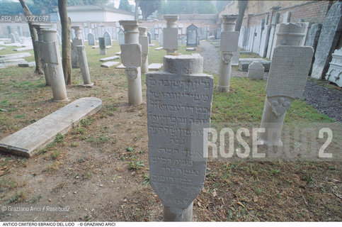 Caption: Nome:..CIMITERO EBRAICO DEL LIDO DI VENEZIA: LAPIDI  ....Localizzazione:..GHETTO / LIDO DI VENEZIA / CIMITERO EBRAICO  ..LIDO OF VENICE / JEWISH CEMETERY   ..Soggetto:..TOMBE / LAPIDI  DOPO IL RESTAURO (1999)..GRAVES / TOMBSTONES  ..Cronologia:......Autore:......Stile:......Editori Stampatori:......Committenza:......Materia e Tecnica:..MARMO  ..MARBLE   ..Collocazione:......Note:......Riproduzione Fotografica:..Graziano Arici/Rosebud2  ....Copyright:..Graziano Arici/Rosebud2/  ....Data:..2000....Costo:..A....Key: