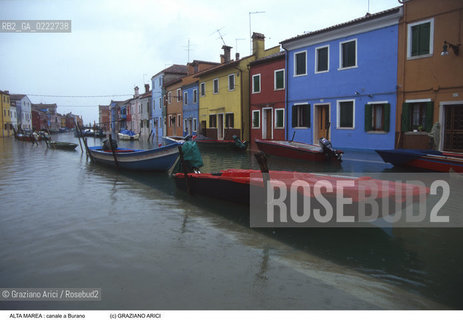 Nome:..ALTA MAREA..HIGHT TIDE..Localizzazione:..VENEZIA / ISOLA DI BURANO ..VENICE / ISLE OF BURANO..Soggetto:..CANALE DI BURANO DURANTE LACQUA ALTA..CANAL OF BURANO DURING THE HIGHT TIDE ..Cronologia:......Autore:......Stile:......Editori Stampatori:......Committenza:......Materia e Tecnica:......Collocazione:......Note:....Riproduzione Fotografica:..Graziano Arici/Rosebud2 ...Copyright:..Graziano Arici / rosebud2/....Data:..1988....Costo:..A....Key:..ACQUA ALTA..HIGHT TIDE..