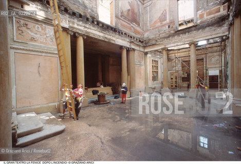 Caption: Nome: ..GRAN TEATRO LA FENICE..Descrizione: ..IL FOYER DOPO LINCENDIO / VENEZIA..Credit: ..Graziano Arici/Rosebud2/..Costo: ..A..Nazione: ..ITALIA..Città: ..VENEZIA..Data: ..1996