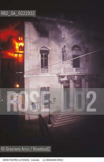 Nome: ..GRAN TEATRO LA FENICE..Descrizione: ..INCENDIO PRIMA FOTO SCATTATA ORE 20.50 / VENEZIA..Credit: ..Graziano Arici/Rosebud2/..Costo: ..B..Nazione: ..ITALIA..Città: ..VENEZIA..Data: ..29/01/1996..