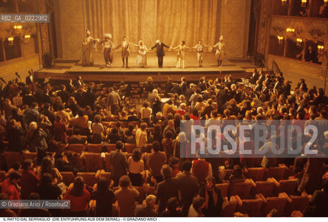 Nome: ..IL RATTO DAL SERRAGLIO  (DIE ENTFUHRUNG AUS DEM SERAIL)..Descrizione: ..OPERA LIRICA / WOLFGANG AMADEUS MOZART/ GRAN TEATRO LA FENICE VENEZIA..Credit: ..Graziano Arici/Rosebud2/..Costo: ..A..Nazione: ..ITALIA..Città: ..VENEZIA..Data: ..1988....La cessione dei diritti di questa immagine si intende per quanto di nostra competenza. Non comprende invece le eventuali spese  relative a diritti che potranno essere richiesti dagli Enti o persone fisiche cui appartengono eventualmente i soggetti  ripresi. Tali costi, ove necessari, e l’espletamento di qualsivoglia pratica di richiesta di concessione del permesso di pubblicazione sono esclusivamente a carico e a cura del soggetto acquirente di questa immagine.