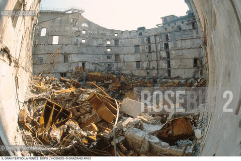 Caption: Nome: ..GRAN TEATRO LA FENICE..Descrizione: ..LA SALA DOPO LINCENDIO / VENEZIA..Credit: ..Graziano Arici/Rosebud2/..Costo: ..A..Nazione: ..ITALIA..Città: ..VENEZIA..Data: ..FEBBRAIO 1996
