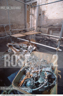 Caption: Nome: ..GRAN TEATRO LA FENICE..Descrizione: ..ARREDI DOPO LINCENDIO / VENEZIA..Credit: ..Graziano Arici/Rosebud2/..Costo: ..A..Nazione: ..ITALIA..Città: ..VENEZIA..Data: ..1996