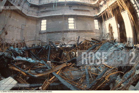 Caption: Nome: ..GRAN TEATRO LA FENICE..Descrizione: ..IL PALCOSCENICO DOPO LINCENDIO / VENEZIA..Credit: ..Graziano Arici/Rosebud2/..Costo: ..A..Nazione: ..ITALIA..Città: ..VENEZIA..Data: ..FEBBRAIO 1996