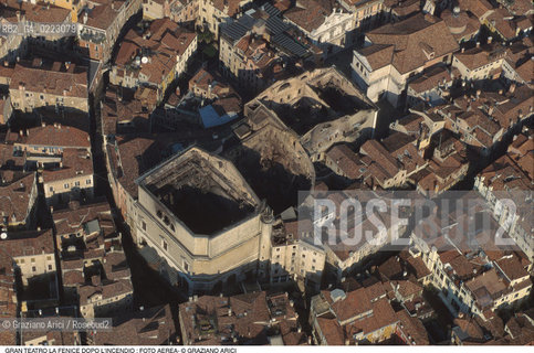 Caption: Nome: ..GRAN TEATRO LA FENICE..Descrizione: ..DOPO LINCENDIO / VENEZIA..Credit: ..Graziano Arici/Rosebud2/..Costo: ..A..Nazione: ..ITALIA..Città: ..VENEZIA..Data: ..31/01/1996