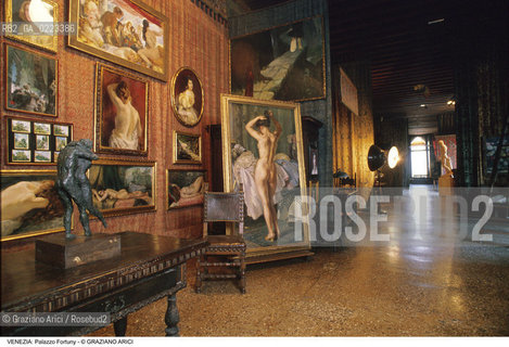 Localizzazione:..VENEZIA / S. MARCO..Oggetto:..Soggetto:..PALAZZO PESARO DEGLI ORFEI / MUSEO FORTUNY..Cronologia: ..XV SECOLO..Definizione Culturale:..   Autore: ..   Stile:..   Editori/Stampatori:..   Committenza:..Materia e Tecnica:..Collocazione:..Note:..PALAZZI / MUSEI..Riproduzione Fotografica:..Graziano Arici/Rosebud2 .Copyright:..Graziano Arici/Rosebud2 .Data:..1998..Costo:..A..