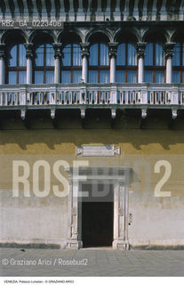 Localizzazione:..VENEZIA / S. MARCO..Oggetto:..Soggetto:..PALAZZO LOREDAN / ISTITUTO VENETO DI SCIENZE, LETTERE E ARTI..Cronologia: ..XVI SECOLO..Definizione Culturale:..   Autore: SCARPAGNINO..   Stile: RINASCIMENTO..   Editori/Stampatori:..   Committenza:..Materia e Tecnica:..Collocazione:..Note:..PALAZZI BIBLIOTECHE..Riproduzione Fotografica:..Graziano Arici/Rosebud2 .Copyright:..Graziano Arici/Rosebud2 .Data:..1998..Costo:..A..
