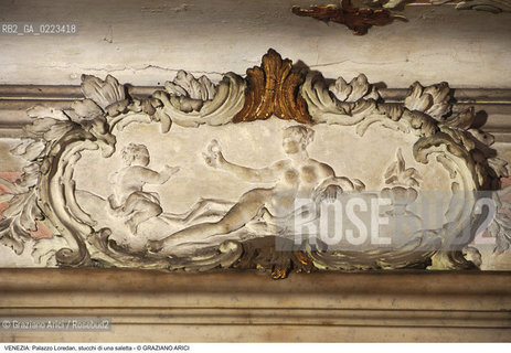 Localizzazione:..VENEZIA / S. MARCO..Oggetto:..Soggetto:..PALAZZO LOREDAN / ISTITUTO VENETO DI SCIENZE, LETTERE E ARTI / STUCCHI DI UNA SALETTA..Cronologia: ....Definizione Culturale:..   Autore: ..   Stile: ..   Editori/Stampatori:..   Committenza:..Materia e Tecnica:..Collocazione:..Note:..PALAZZI BIBLIOTECHE..Riproduzione Fotografica:..Graziano Arici/Rosebud2 .Copyright:..Graziano Arici/Rosebud2 .Data:..1998..Costo:..A..