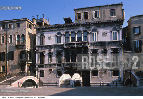 Localizzazione:..VENEZIA / CASTELLO..Oggetto:..Soggetto:..PALAZZO MALIPIERO TREVISAN..Cronologia: ..XVI SECOLO..Definizione Culturale:..   Autore: SANTE LOMBARDO..   Stile: GOTICO..   Editori/Stampatori:..   Committenza:..Materia e Tecnica:..Collocazione:..Note:..PALAZZI..Riproduzione Fotografica:..Graziano Arici/Rosebud2 .Copyright:..Graziano Arici/Rosebud2 .Data:..1998..Costo:..A..