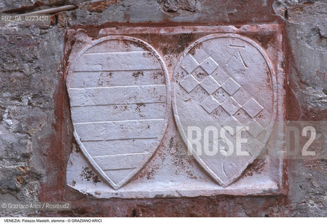 Localizzazione:..VENEZIA / CANNAREGIO..Oggetto:..Soggetto:..PALAZZO MASTELLI O DEL CAMMELLO / STEMMA..Cronologia: ....Definizione Culturale:..   Autore: ..   Stile:..   Editori/Stampatori:..   Committenza:..Materia e Tecnica:..Collocazione:..Note:..PALAZZI..Riproduzione Fotografica:..Graziano Arici/Rosebud2 .Copyright:..Graziano Arici/Rosebud2 .Data:..1998..Costo:..A..