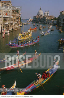 Localizzazione:..VENEZIA..Oggetto:..Soggetto:..REGATA STORICA CORTEO STORICO CANAL GRANDE..Cronologia: ..Definizione Culturale:..   Autore: ..   Stile: ..   Editori/Stampatori:..   Committenza:..Materia e Tecnica:..Collocazione:..Note:..REGATE..Riproduzione Fotografica:..Copyright:..Graziano Arici/Rosebud2 .Data:..1996..Costo:..A