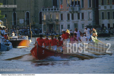 Localizzazione:..VENEZIA..Oggetto:..Soggetto:..REGATA STORICA CAORLINE..Cronologia: ..Definizione Culturale:..   Autore: ..   Stile: ..   Editori/Stampatori:..   Committenza:..Materia e Tecnica:..Collocazione:..Note:..REGATE..Riproduzione Fotografica:..Copyright:..Graziano Arici/Rosebud2 .Data:..1996..Costo:..A