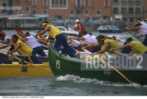 Localizzazione:..VENEZIA..Oggetto:..Soggetto:..REGATA STORICA CAORLINE..Cronologia: ..Definizione Culturale:..   Autore: ..   Stile: ..   Editori/Stampatori:..   Committenza:..Materia e Tecnica:..Collocazione:..Note:..REGATE..Riproduzione Fotografica:..Copyright:..Graziano Arici/Rosebud2 .Data:..1996..Costo:..A