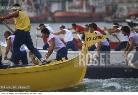 Localizzazione:..VENEZIA..Oggetto:..Soggetto:..REGATA STORICA CAORLINE..Cronologia: ..Definizione Culturale:..   Autore: ..   Stile: ..   Editori/Stampatori:..   Committenza:..Materia e Tecnica:..Collocazione:..Note:..REGATE..Riproduzione Fotografica:..Copyright:..Graziano Arici/Rosebud2 .Data:..1996..Costo:..A