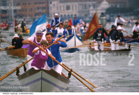 Localizzazione:..VENEZIA / S. MARCO..Oggetto:..Soggetto:..VOGALONGA BARCHE BACINO SAN MARCO..Cronologia: ..Definizione Culturale:..   Autore: ..   Stile: ..   Editori/Stampatori:..   Committenza:..Materia e Tecnica:..Collocazione:..Note:..REGATE..Riproduzione Fotografica:..Copyright:..Graziano Arici/Rosebud2 .Data:..1996..Costo:..A