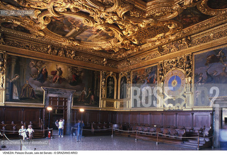 Localizzazione:..VENEZIA / S. MARCO..Oggetto:..Soggetto:..PALAZZO DUCALE / SALA DEL SENATO..Cronologia: ..XVI SEC..Definizione Culturale:..   Autore: ANTONIO DA PONTE..CRISTOFORO SORTE (CORNICI)..JACOPO TINTORETTO..   Stile: ..   Editori/Stampatori:..   Committenza:..Materia e Tecnica:..Collocazione:..Note:....Riproduzione Fotografica:..Graziano Arici/Rosebud2 .Copyright:..Graziano Arici/Rosebud2 .Data:..1997..Costo:..A..