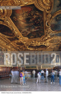 Localizzazione:..VENEZIA / S. MARCO..Oggetto:..Soggetto:..PALAZZO DUCALE / SALA DEL SENATO..Cronologia: ..XVI SEC..Definizione Culturale:..   Autore: ANTONIO DA PONTE..CRISTOFORO SORTE (CORNICI)..DOMENICO E JACOPO TINTORETTO..   Stile: ..   Editori/Stampatori:..   Committenza:..Materia e Tecnica:..Collocazione:..Note:....Riproduzione Fotografica:..Graziano Arici/Rosebud2 .Copyright:..Graziano Arici/Rosebud2 .Data:..1997..Costo:..A..